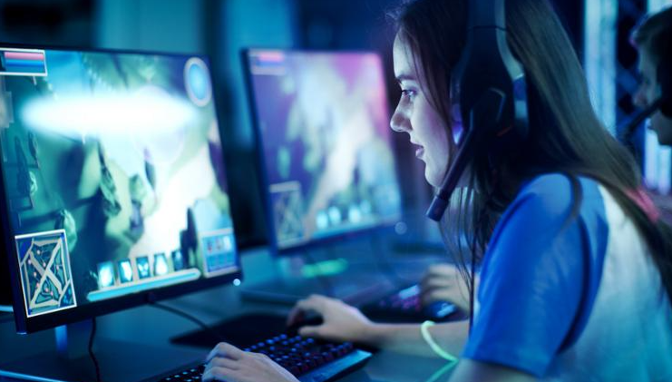 44% of Game Developers Want Out: Is the Gaming Industry Breaking?